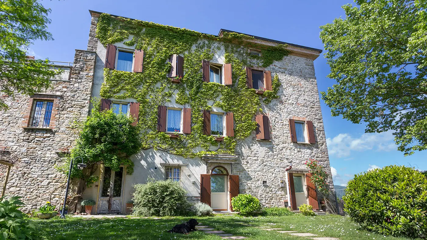 Scopri di più sull'articolo B&B Torre dei Magnani – Montechiaro
